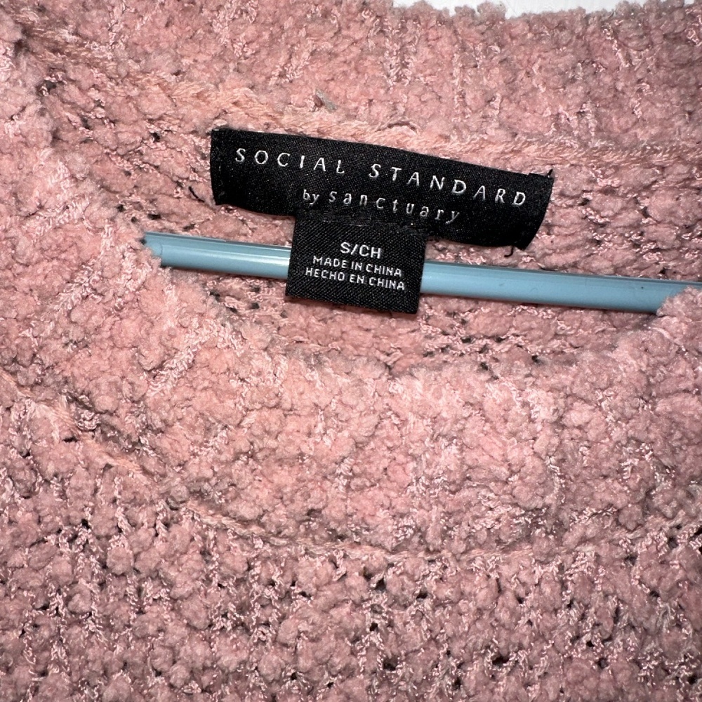 Social Standard - Popcorn Sweater - Picture 2 of 3